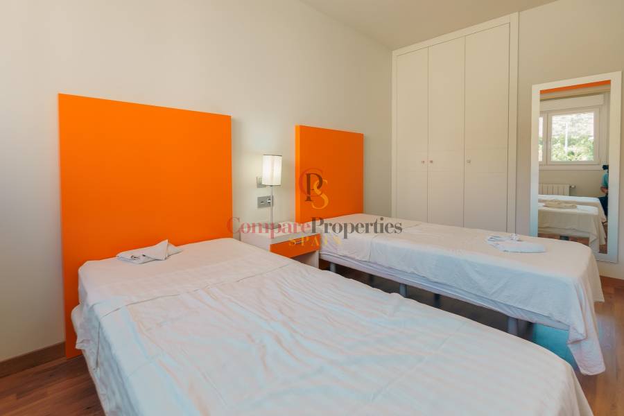 Venta - Villa - Albir