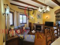 Sale - Villa - Dénia - Urbanización residencial