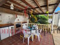 Sale - Villa - Dénia - Urbanización residencial