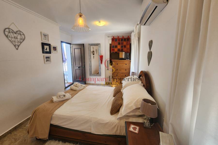 Sale - Villa - Dénia - Urbanización residencial
