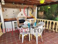 Sale - Villa - Dénia - Urbanización residencial