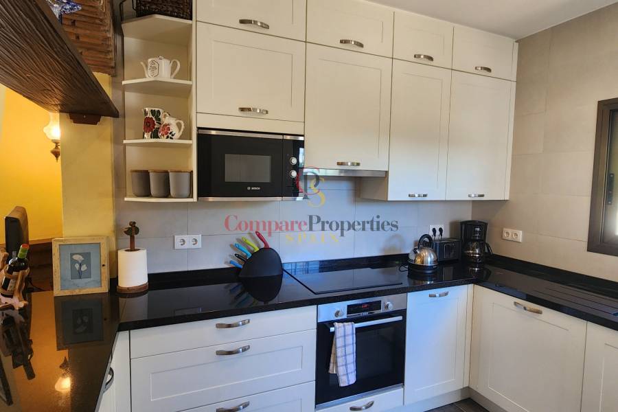 Sale - Villa - Dénia - Urbanización residencial