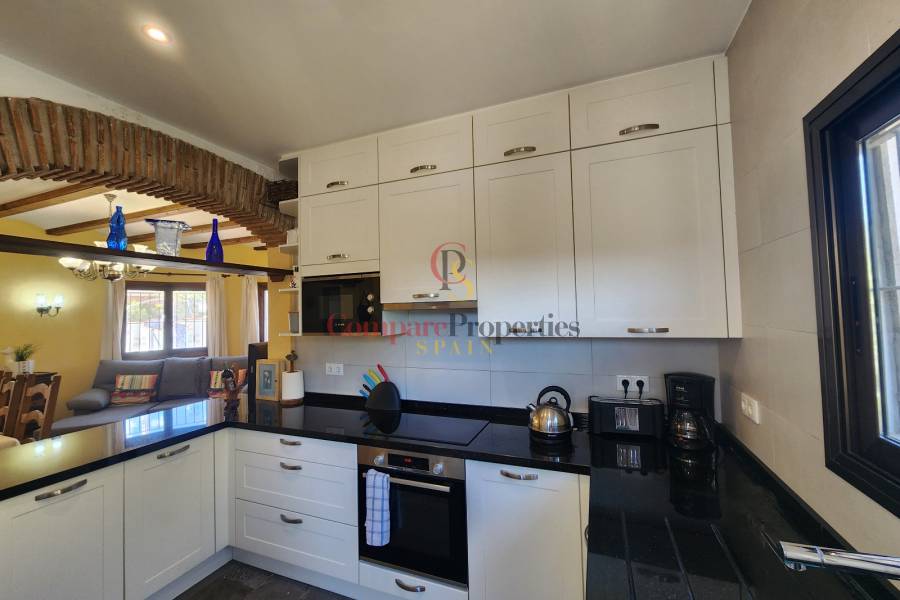 Sale - Villa - Dénia - Urbanización residencial