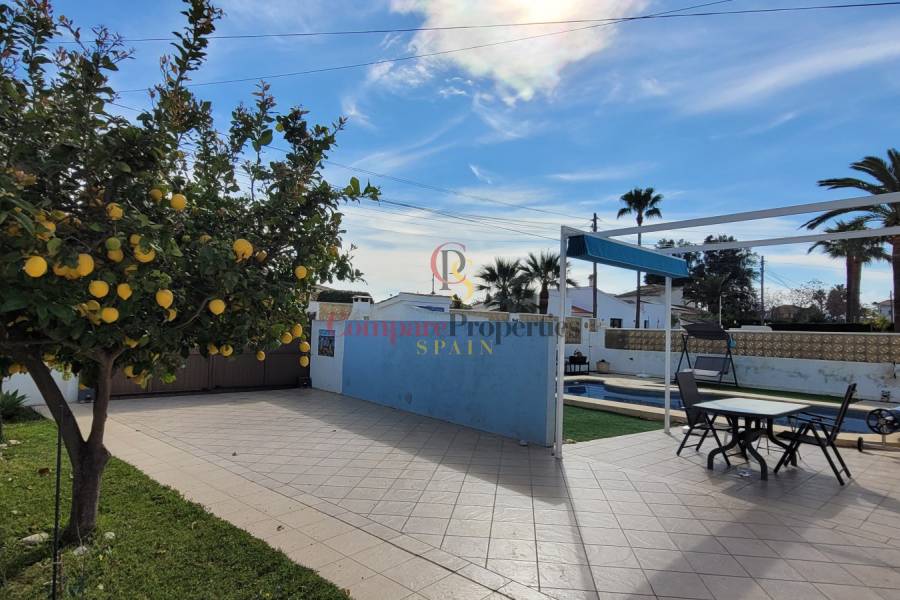 Sale - Villa - Dénia - LES MARINES