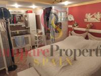 Sale - Apartment - Oliva - 