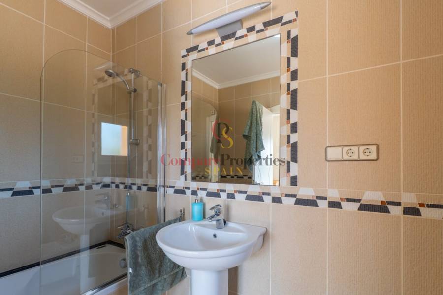 Vente - Villa - Jávea