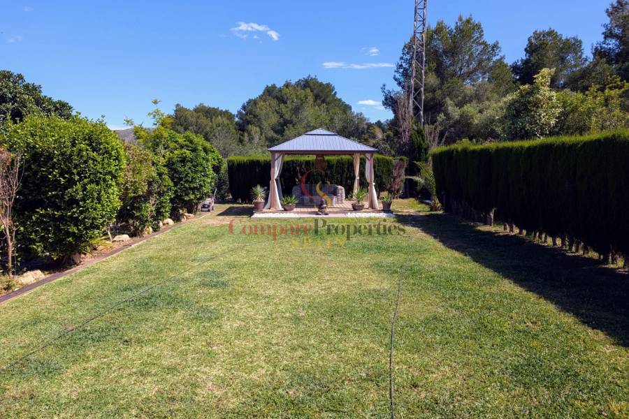 Verkauf - Villa - Jávea - La Lluca