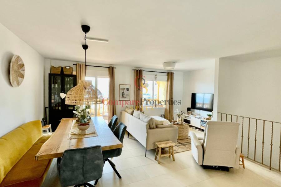 Sale - Townhouses - Jalon Valley - Urbanización