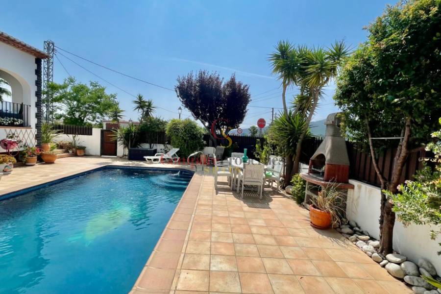 Sale - Villa - Jalon Valley - Pueblo