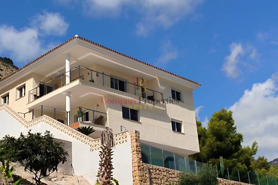 Vente - Villa - Callosa D'en Sarria - Callosa de Ensarria