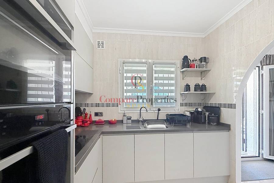 Sale - Villa -  - Kalmias