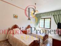 Sale - Villa - Dénia