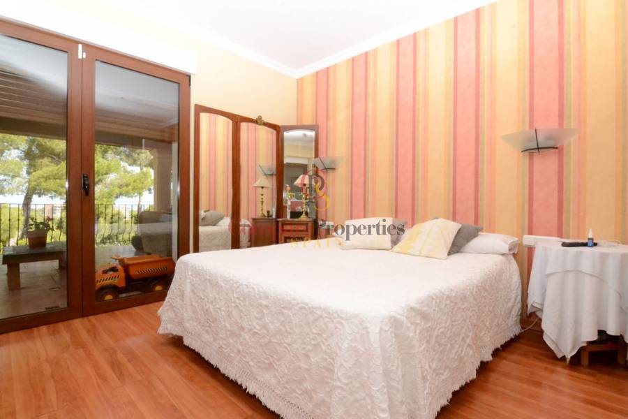 Sale - Villa - Dénia - Las Rotas