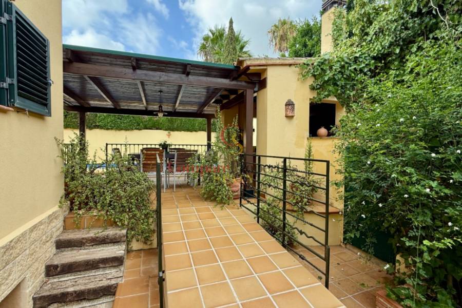 Sale - Villa - Dénia - 