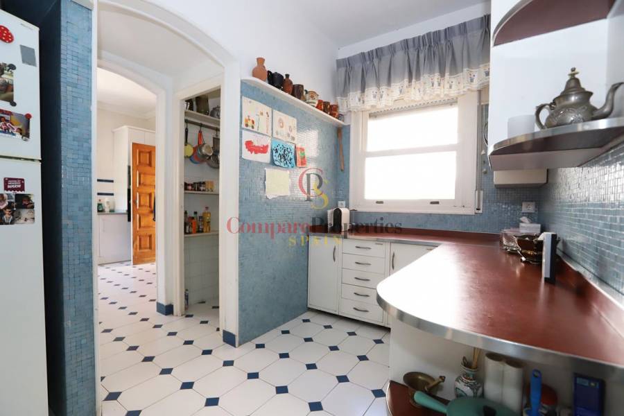 Sale - Villa - Dénia - Centro