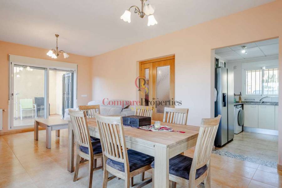 Sale - Townhouses - Calpe