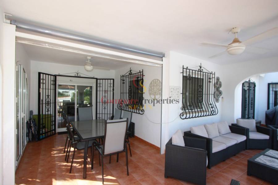 Venta - Villa - Jalon Valley - Jalon