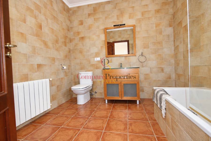 Verkoop - Villa - Orba Valley - Orba