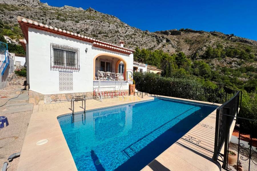 Venta - Villa - Orba Valley - Valley / Urbanización