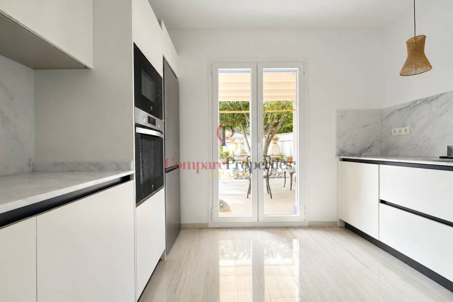 Sale - Villa -  - Casco Urbano