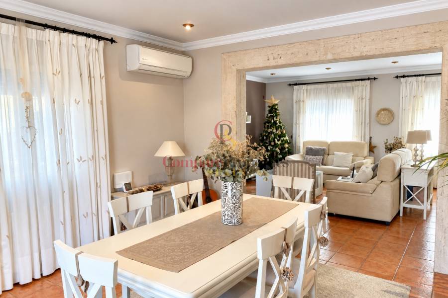 Verkoop - Villa - Orba Valley - Orba