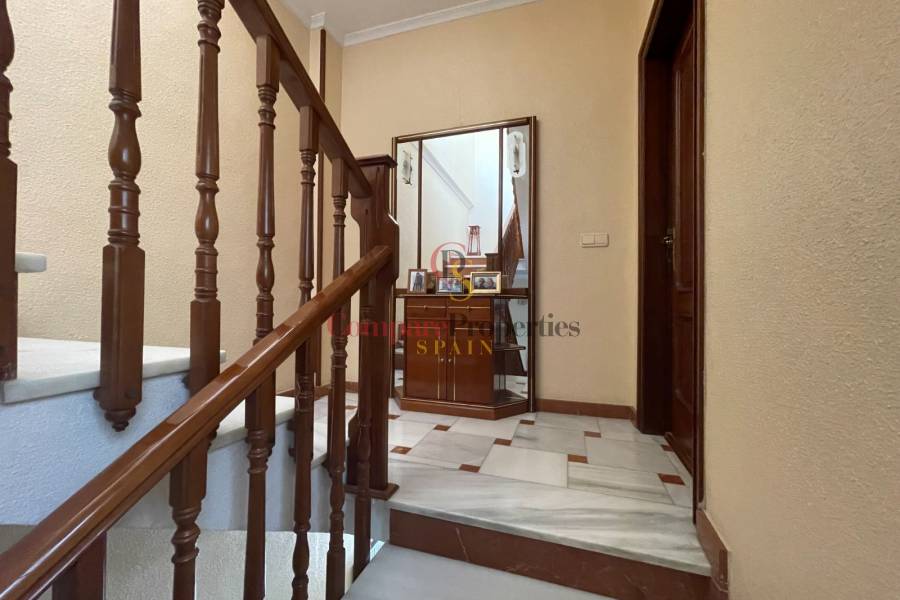 Vente - Villa - San Miguel de Salinas - pueblo