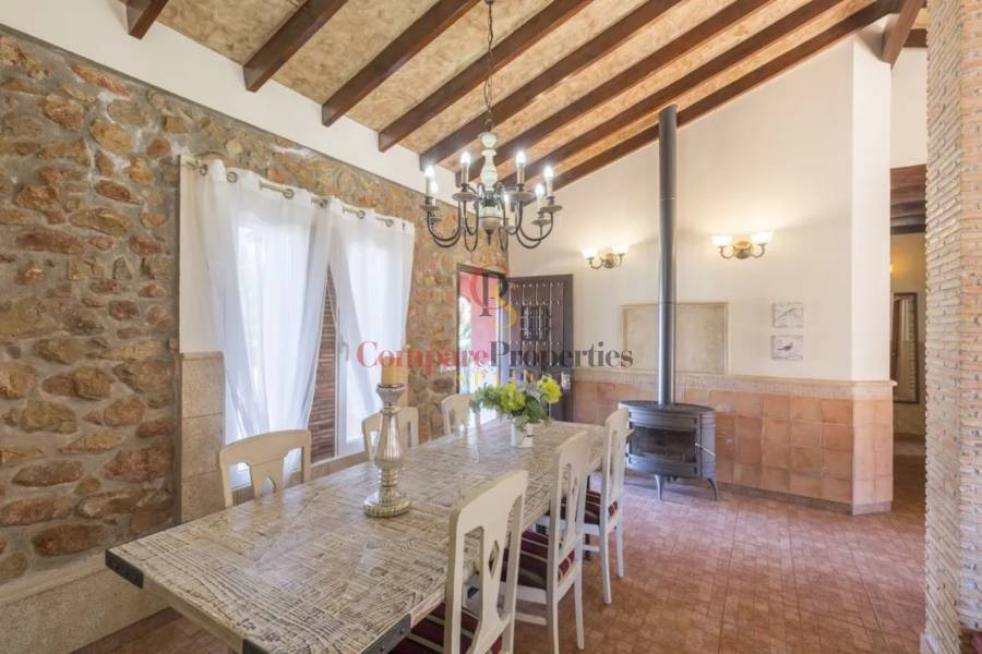 Verkoop - Villa - Jalon Valley - Jalon