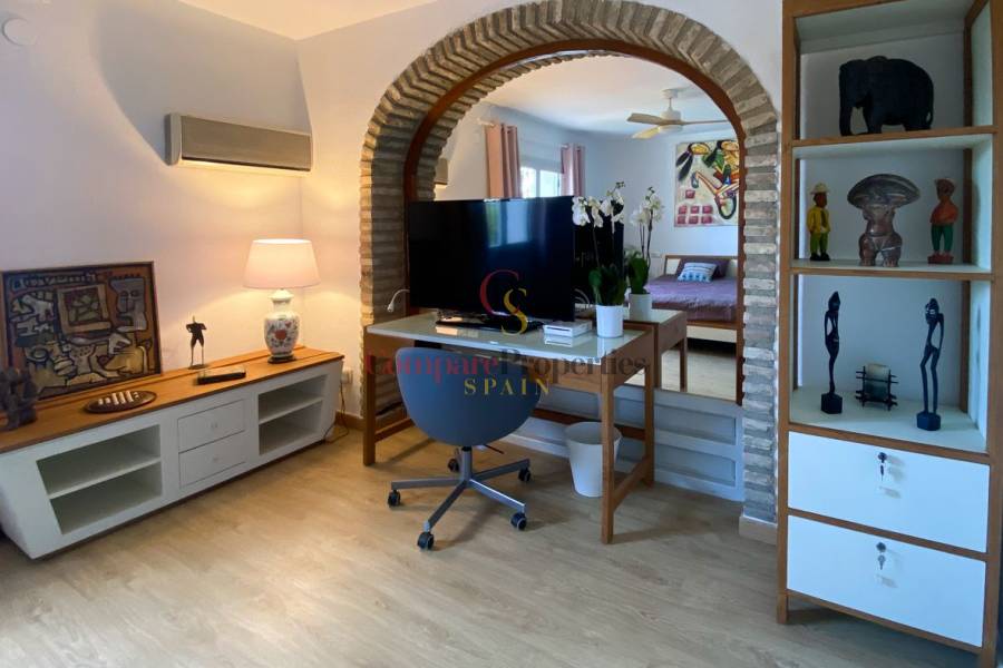 Sale - Villa - Dénia - Montgo