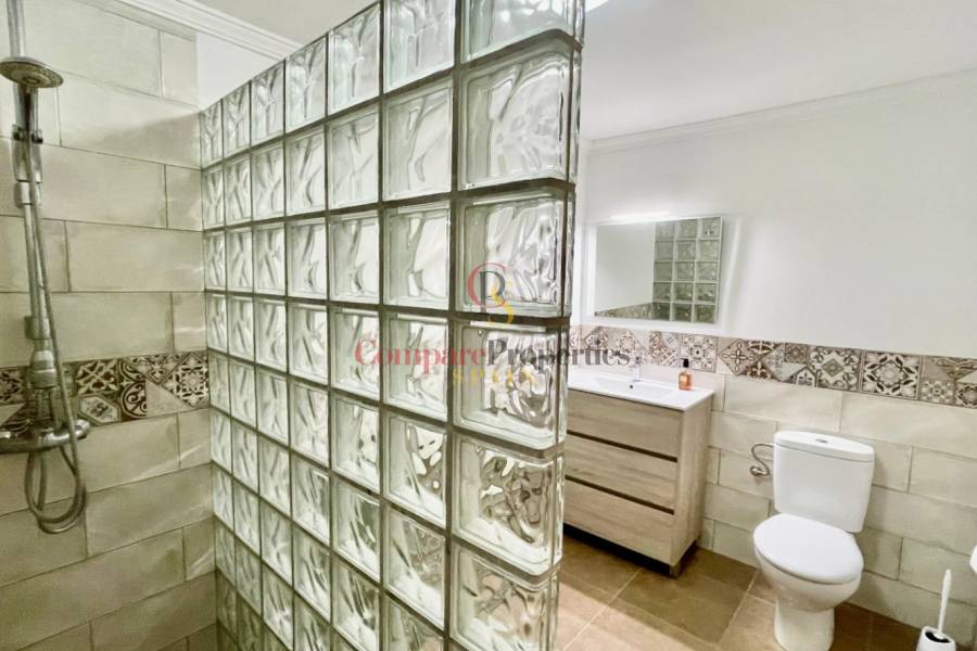 Sale - Apartment - Jalon Valley - Ciudad