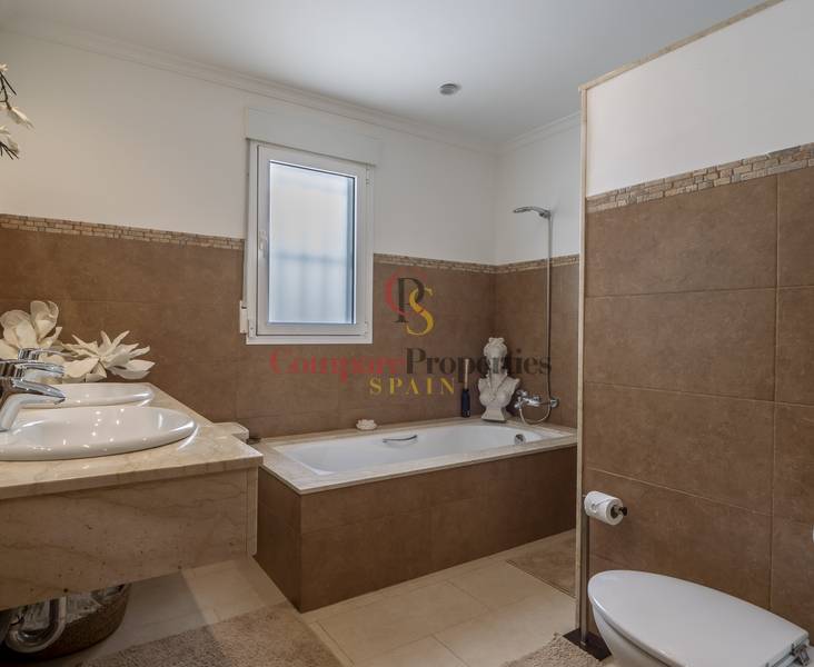 Verkoop - Villa - Jávea - Píver