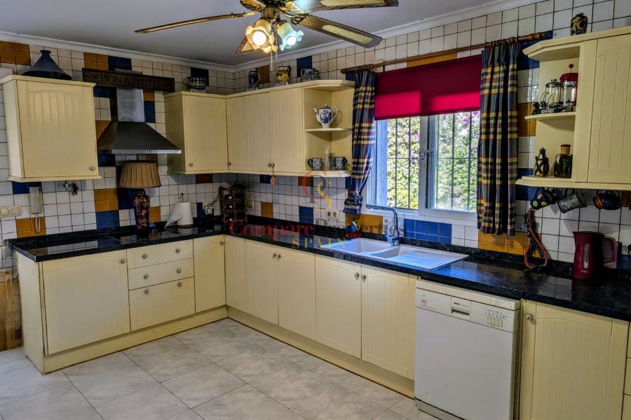 Verkoop - Villa - Benitachell