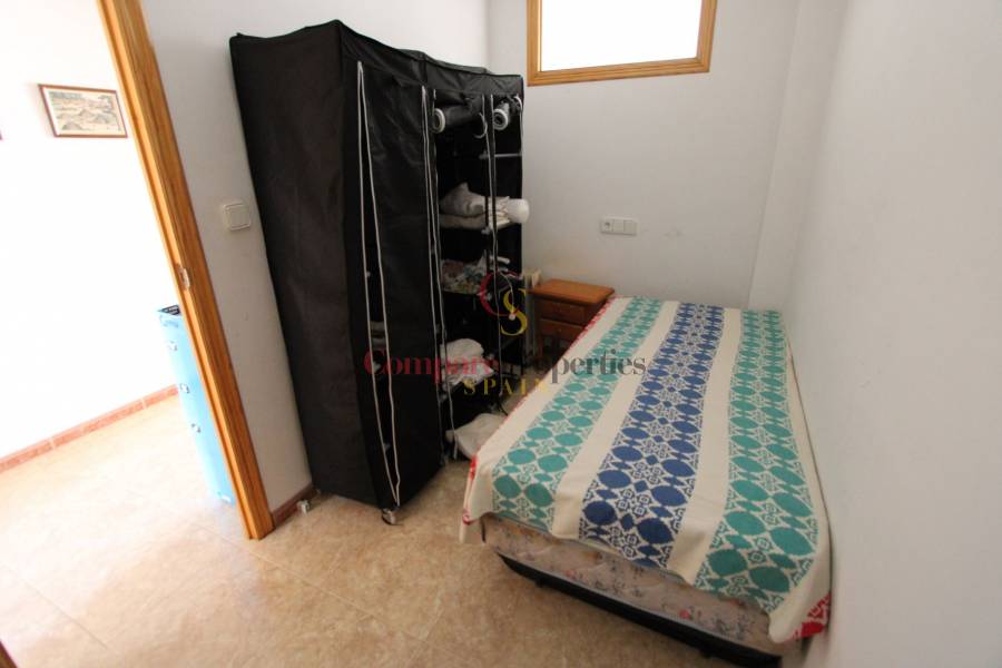 Sale - Apartment - Orba Valley - Orba