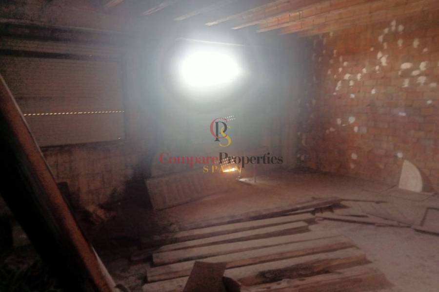 Sale - Apartment - Oliva - 