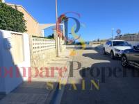 Sale - Apartment - Oliva - 