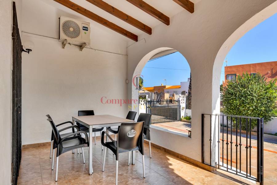 Sale - Villa - Dénia - 