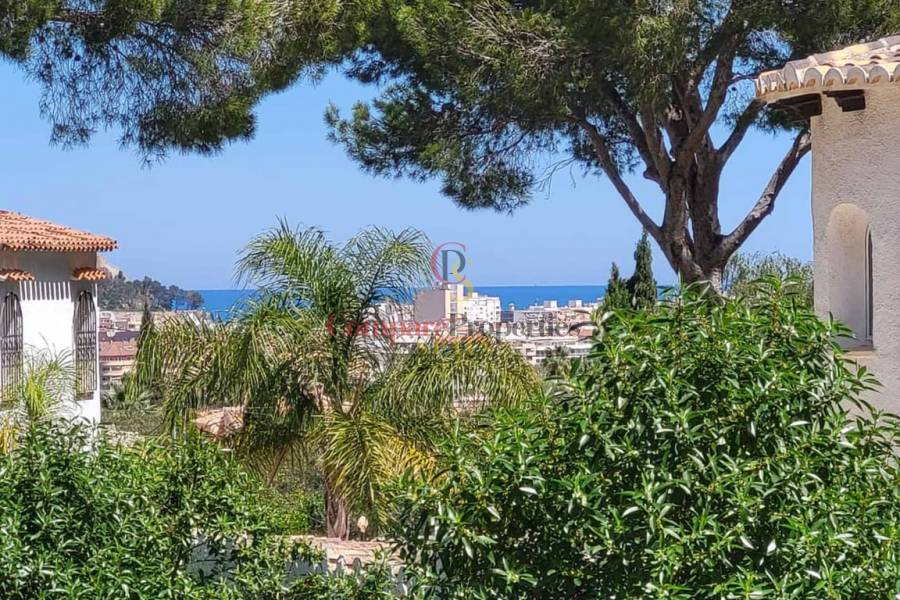 Sale - Villa - Dénia