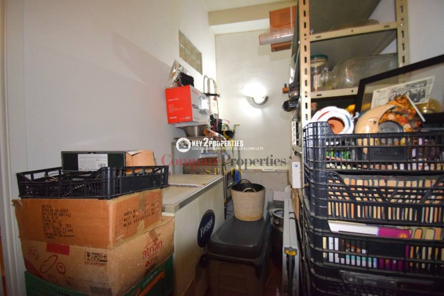 Sale - Commercial Units - Dénia - Denia