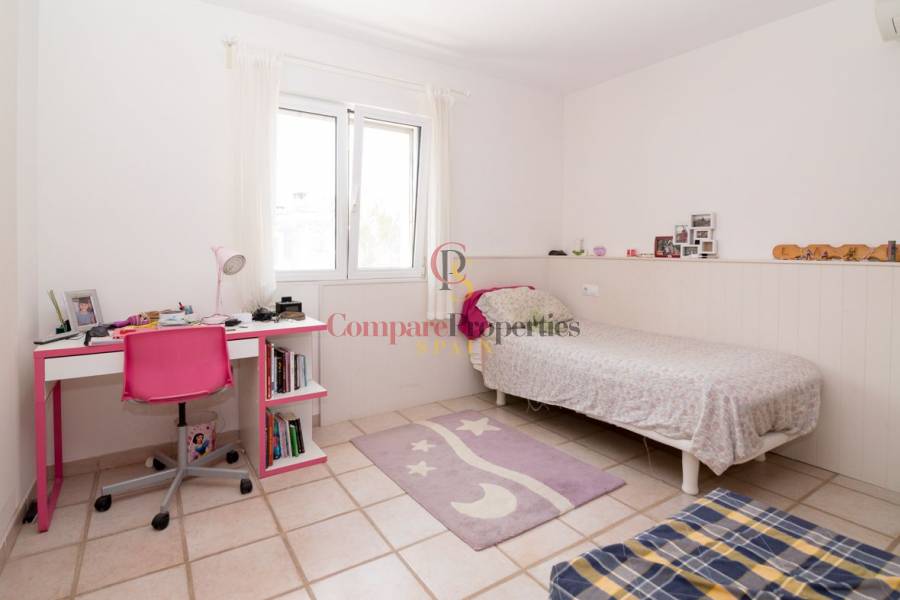 Sale - Villa - Dénia - Montgo