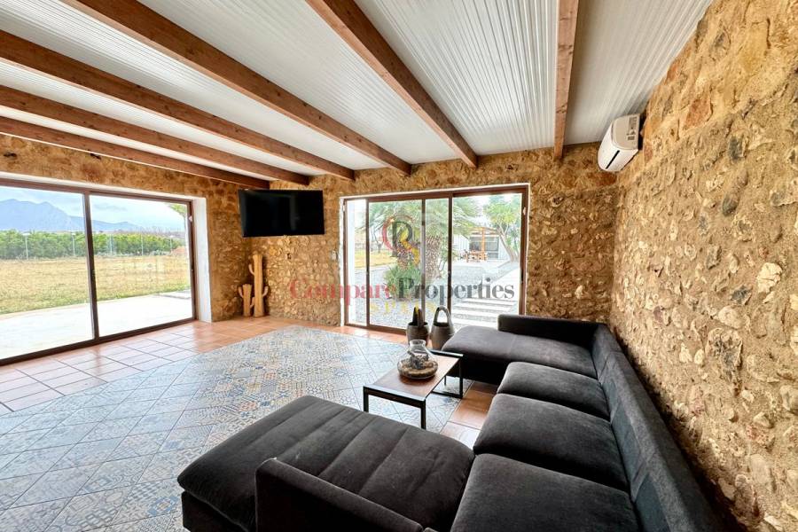 Sale - Villa - Dénia - La Sella