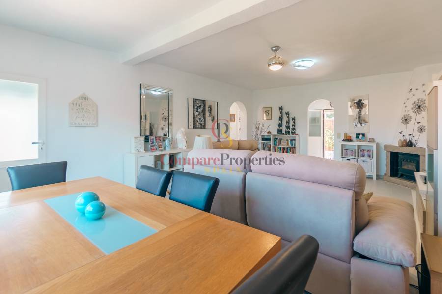 Venta - Villa - Albir