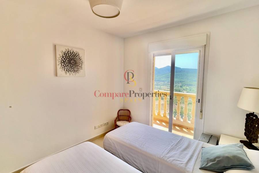 Sale - Townhouses - Jalon Valley - Urbanización