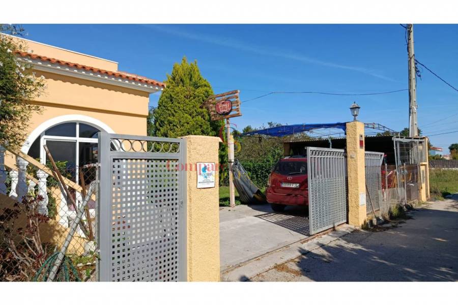Sale - Apartment - Oliva - 
