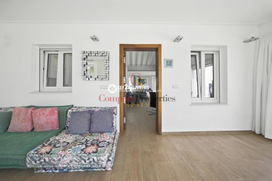 Venta - Villa - Dénia - Denia