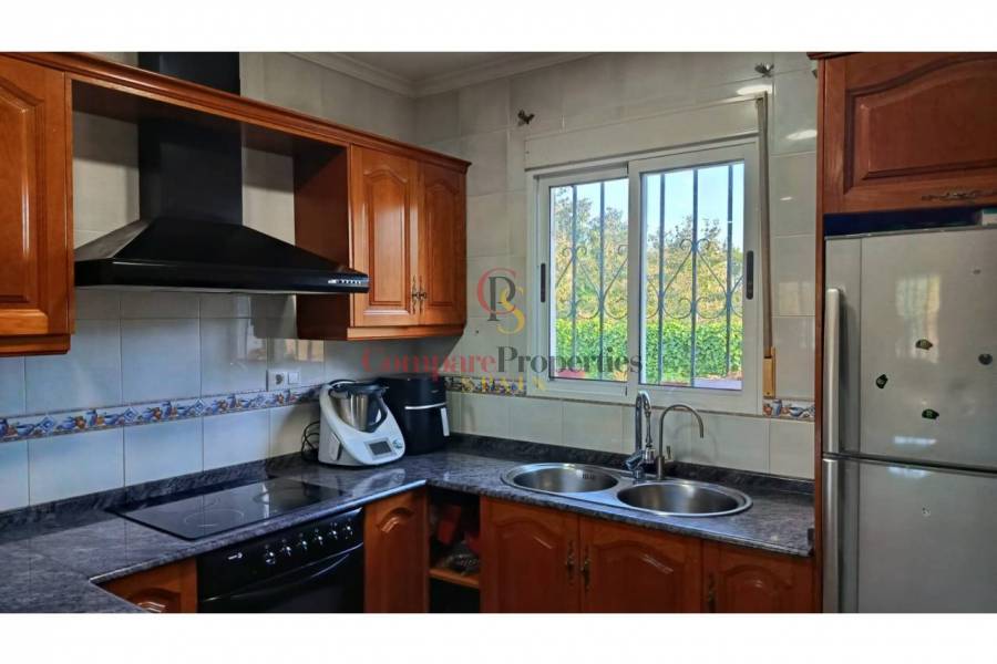 Sale - Apartment - Oliva - 