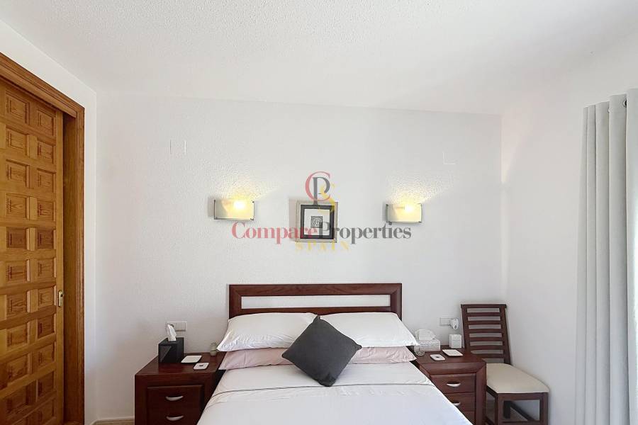 Sale - Villa -  - Kalmias