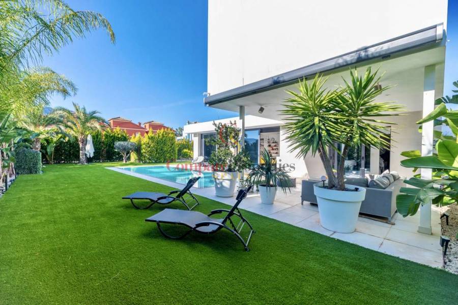 Sale - Villa - Calpe