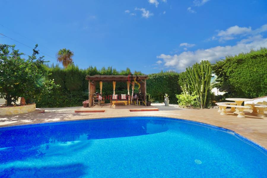 Sale - Villa - Calpe - Empedrola