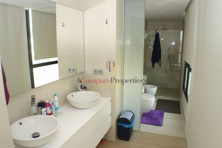 Sale - Villa - Albir