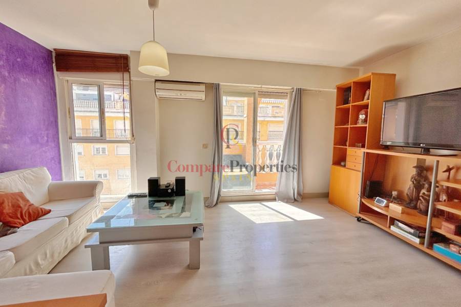 Sale - Apartment - Dénia - Centro ciudad