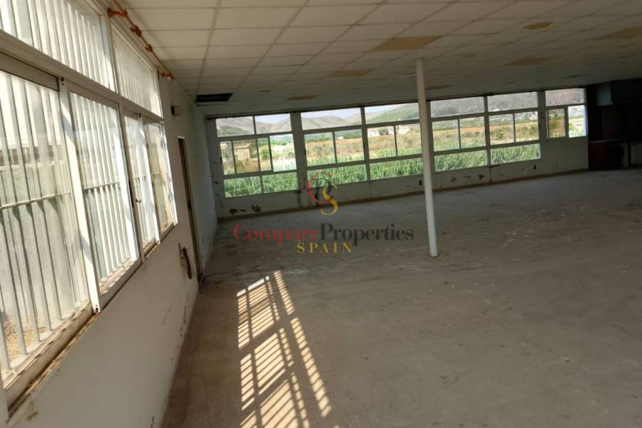 Sale - Villa - Vilallonga - Villalonga - 